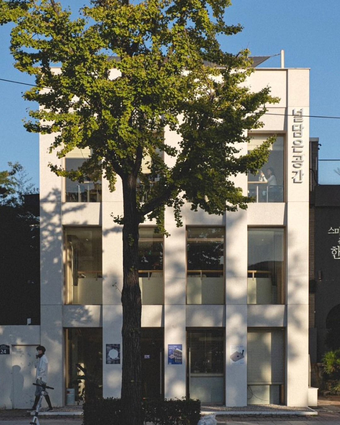 층부터 3층까지 카페로 운영되고 있는 널 담은 공간. / 이미지 출처 : 인스타그램 @nuldam_space 