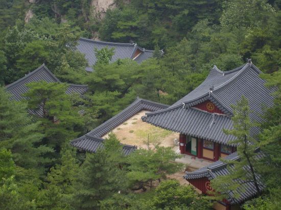 외국인도 체험 가능한 금선사의 휴식형 일상 회복 템플스테이 / 이미지 출처: 한국불교문화사업단.