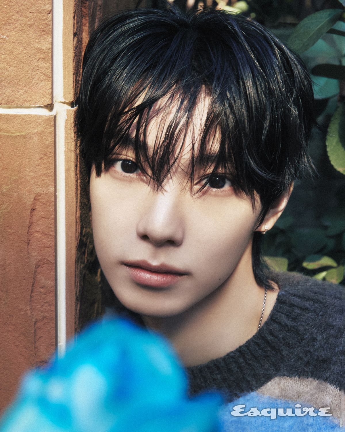 니트 쇼트 센텐스. 네크리스 스타일리스트 소장품.