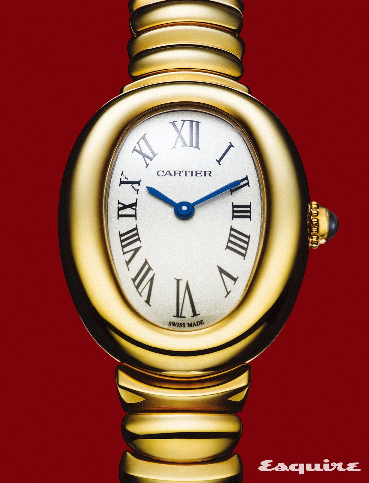 옐로 골드 케이스에 브레이슬릿을 매치한 베누아 워치 스몰.