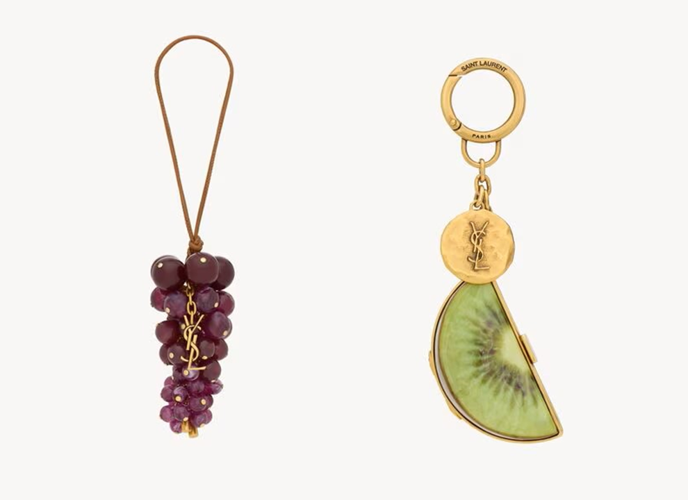 셀린느 레진 그레이프 백참과 레진 키위 키링 /이미지 출처: 생 로랑