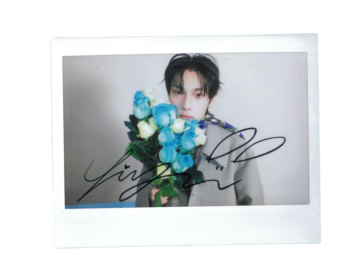 최립우 사인 폴라로이드