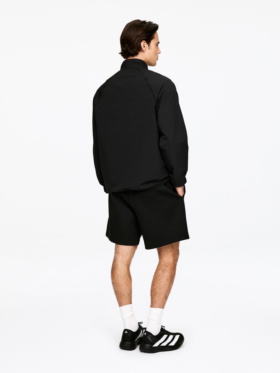 뒷면 디테일 / 이미지 출처 : ARKET 공식 홈페이지