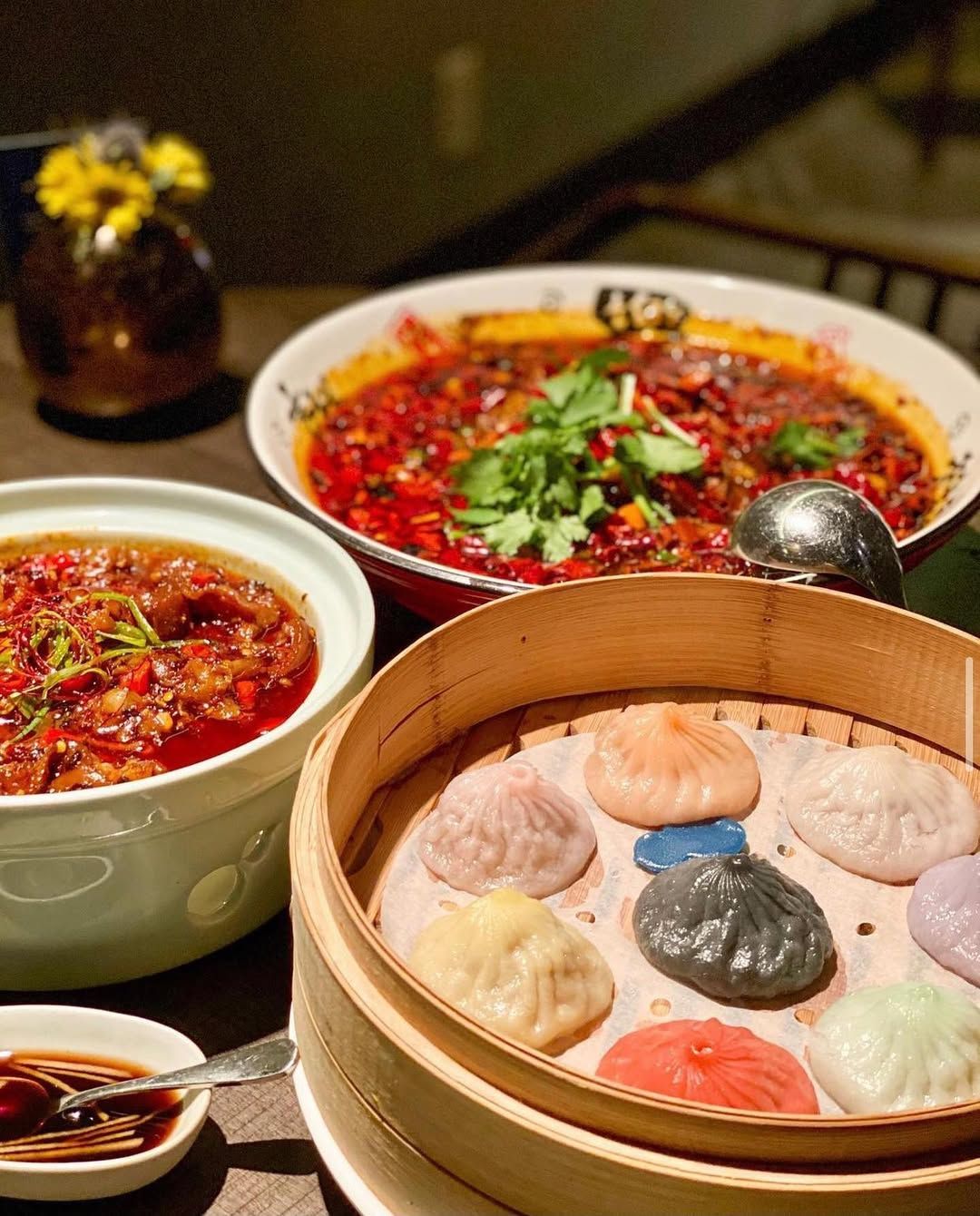 먹음직스러운 북경 오리와 귀여운 딤섬들 | 출처: @uluh.ny