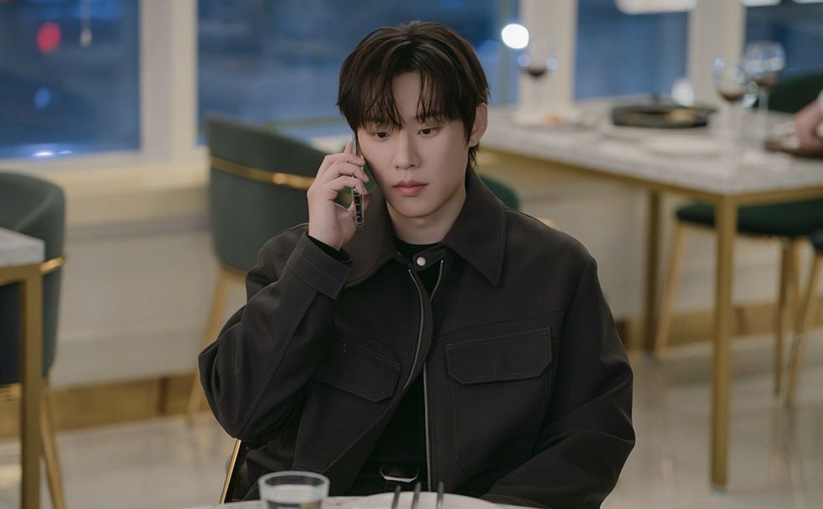 김성철의 미래의 전 남자친구로 등장했다. / 출처: 넷플릭스 공식 인스타그램(@netflixkr)