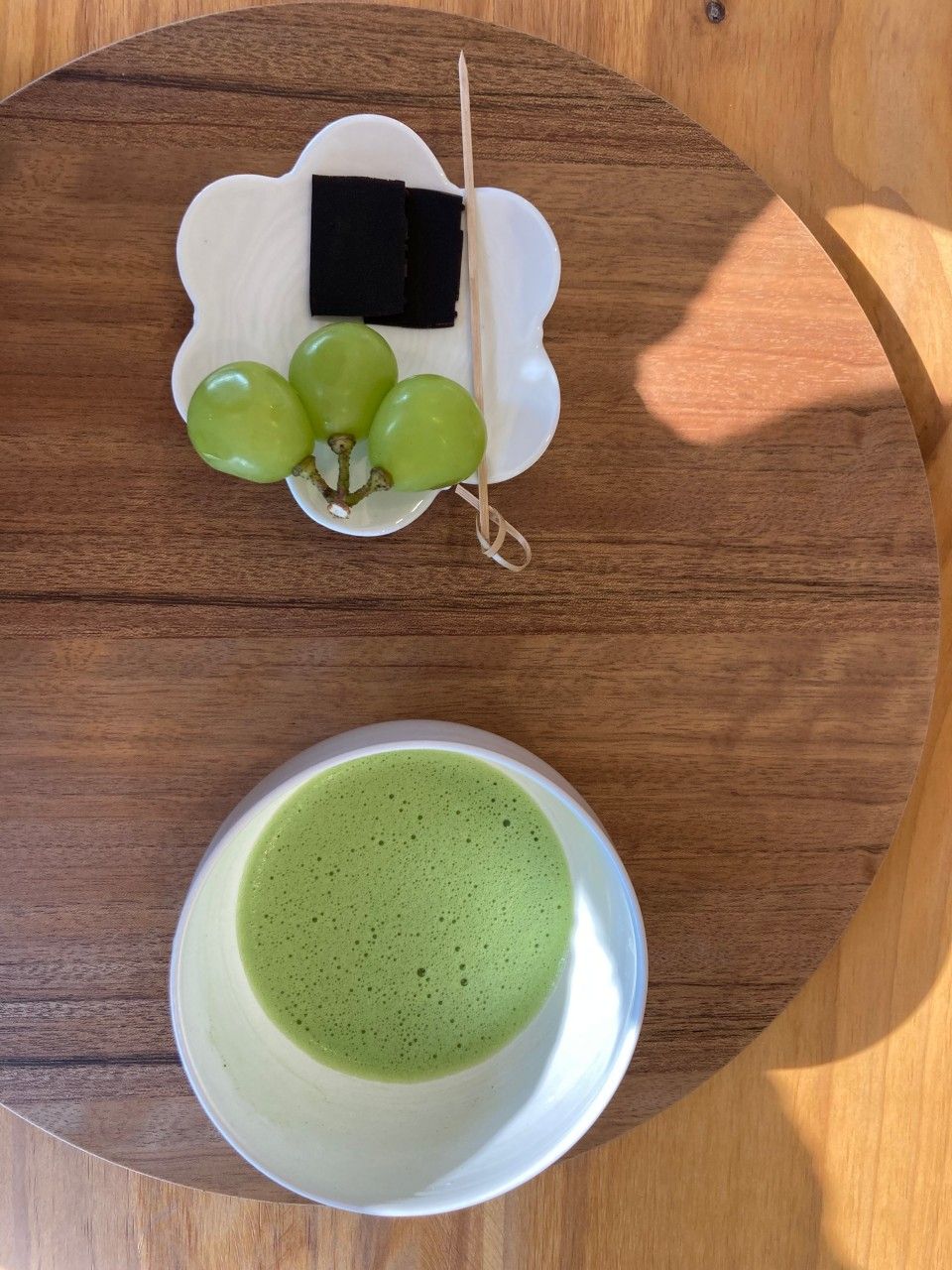 '제주 말차’ 쌉쌀하면서도 고소한 맛이 일품이다 . / 출처: 차담by 갤러리 더 스퀘어 네이버 지도 업체 등록