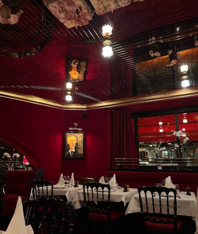 1911년에 문을 연 이 곳은 여전히 예술가들의 아지트로 불린다. / 이미지 출처: 라 로통드 구글 맵