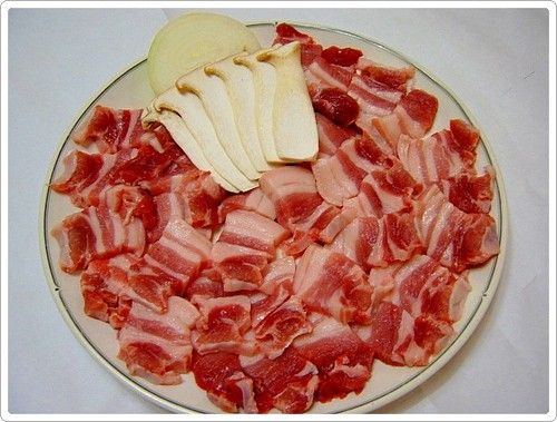 질 좋은 삼겹살을 합리적으로 즐길 수 있는 ‘한옥정’ / 이미지 출처: 네이버지도 업체 제공