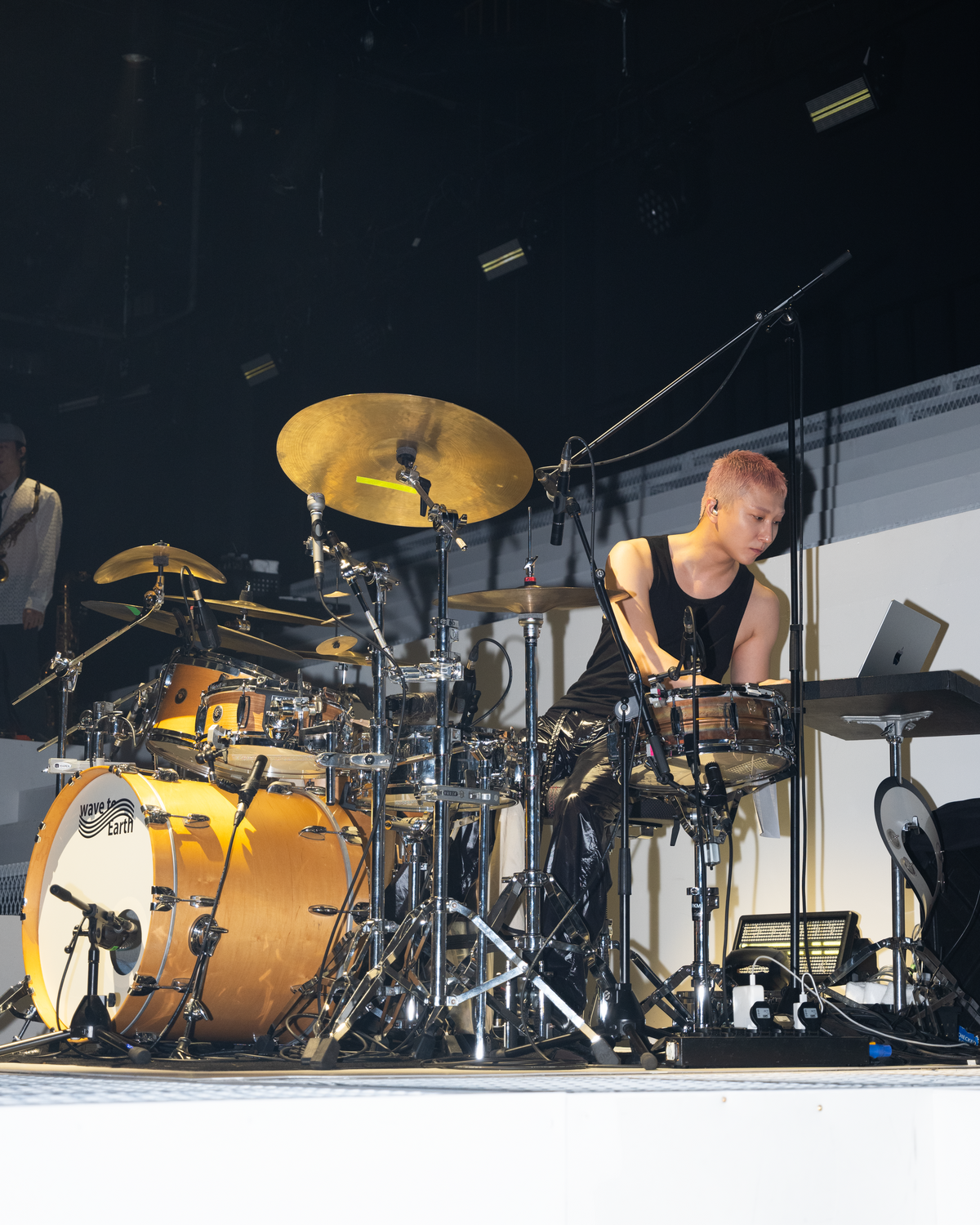 웨이브투어스 '사랑으로 0.3' 콘서트 현장 / 이미지 출처: 웨이비