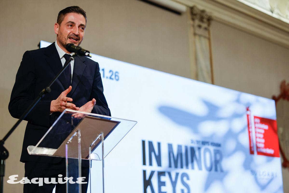 불가리의 독점 파트너십을 발표 중인 폰다치오네 불가리의 매니징 디렉터 마테오 모르비디. 