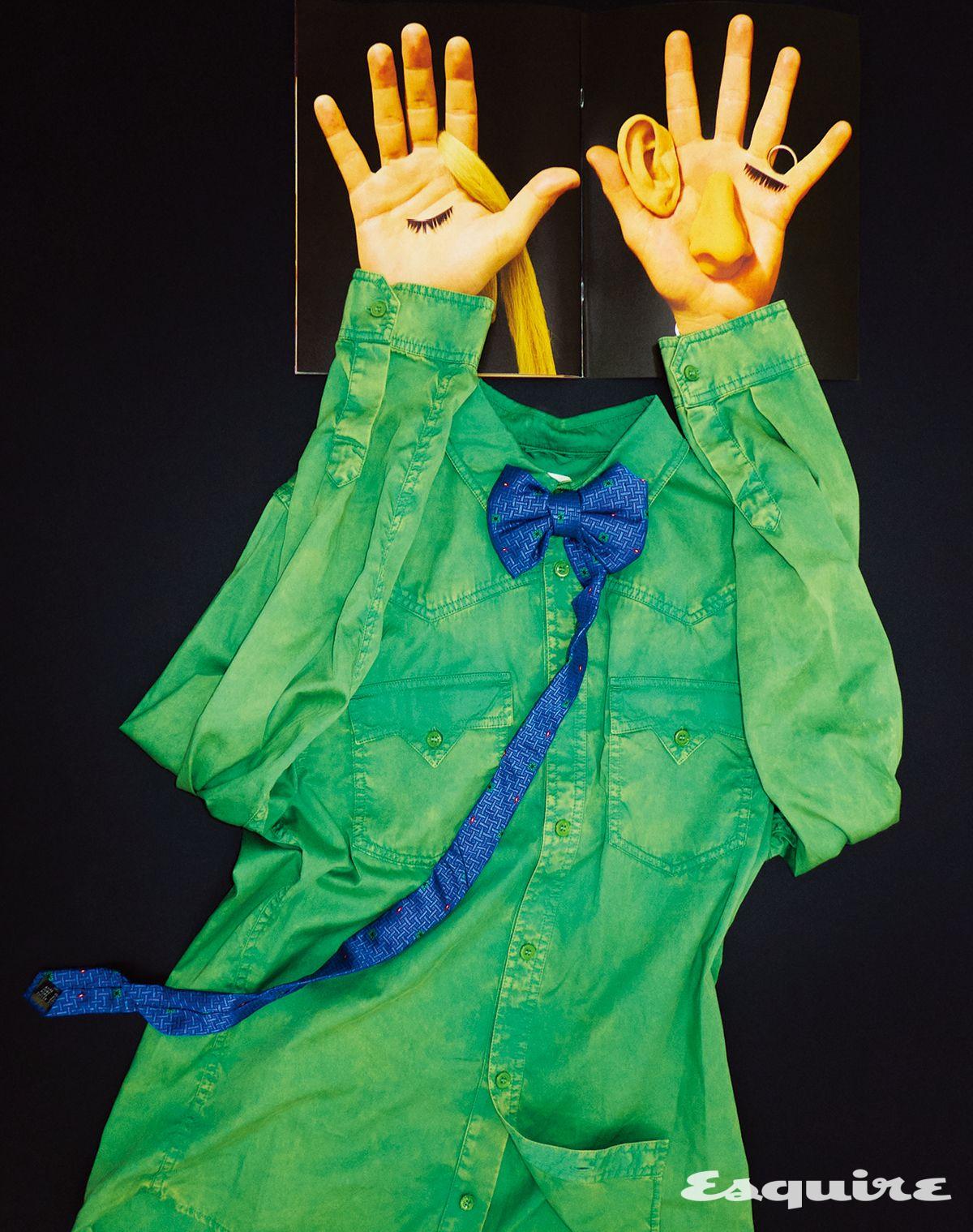 그린 셔츠 가격 미정 베르사체. 보타이 가격 미정 벨앤누보.