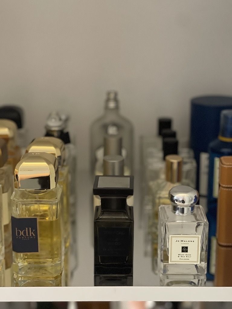 향수와 위스키 컬렉션은 평범한 하루를 럭셔리로 채워준다. / 이미지 출처: 필자 촬영