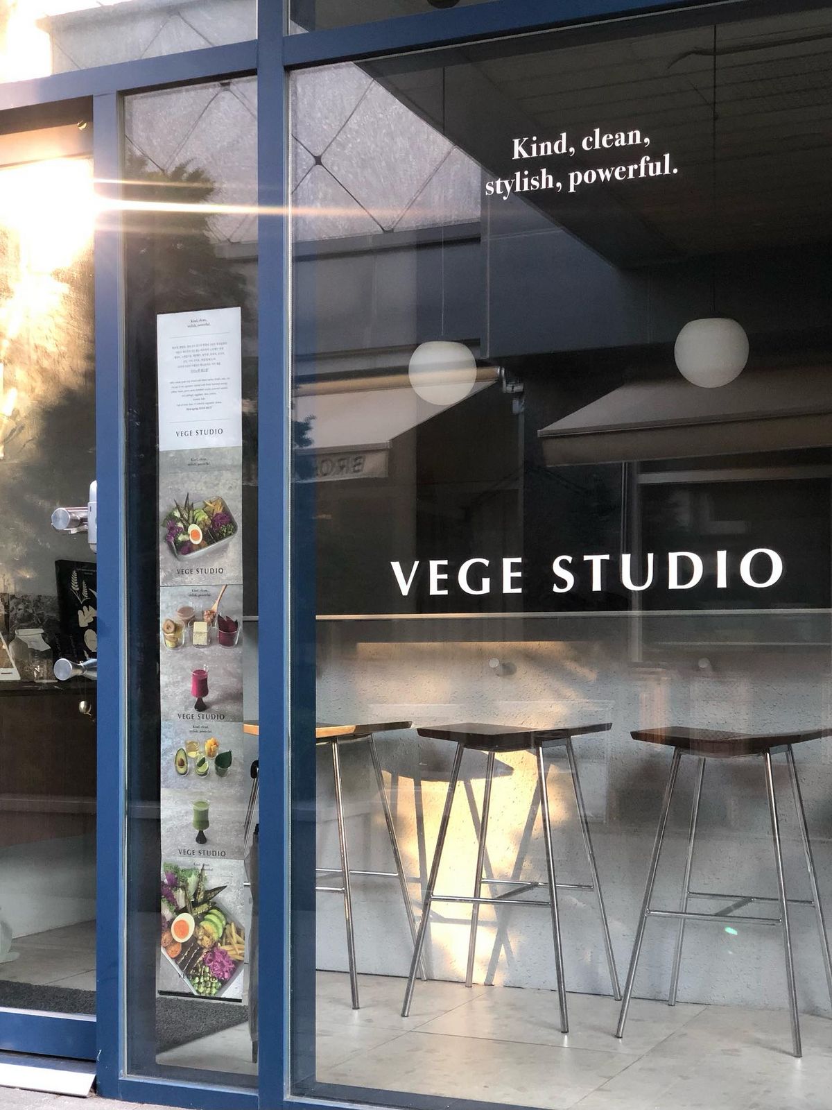 공간이 넓지 않아 캐치테이블로 예약 후 방문하길 추천한다. / 출처: 베지 스튜디오 인스타그램