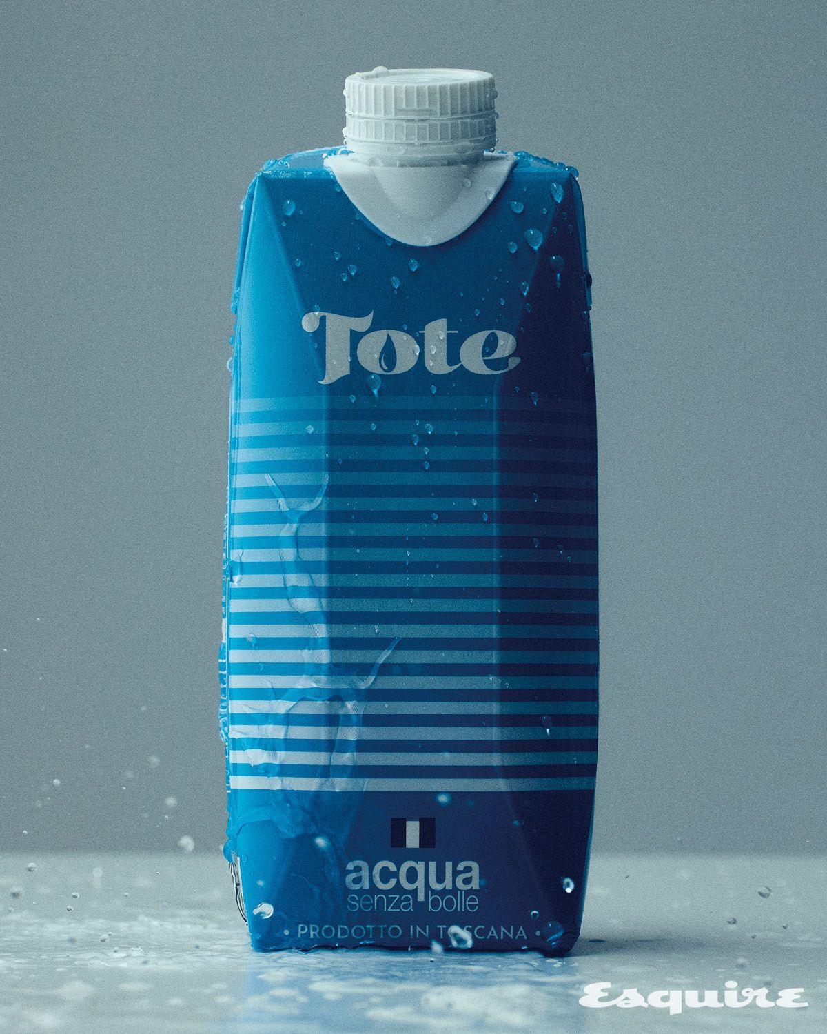 이탈리아 청정 수원지에서 길어 올린 순수한 물. 토트 워터 500mL/약 2000원대.