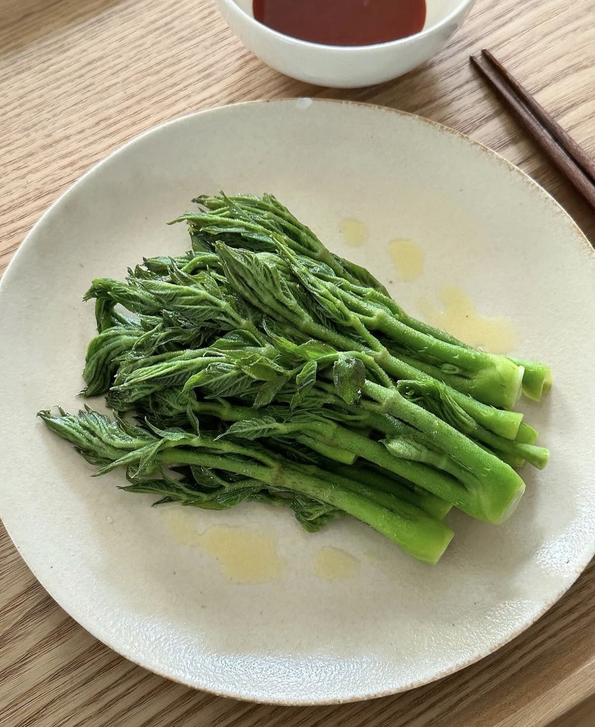 데친 두릅 / 이미지 출처: @propermarket_official 