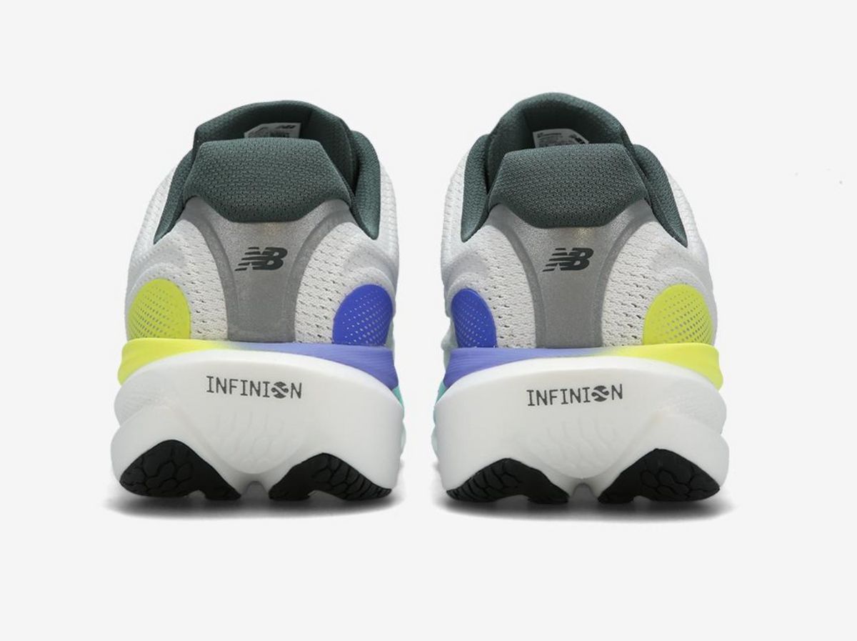 장거리 주행에도 발 피로도를 낯줘주는 뉴발란스 1080 v15 / 이미지 출처: nbkorea.com