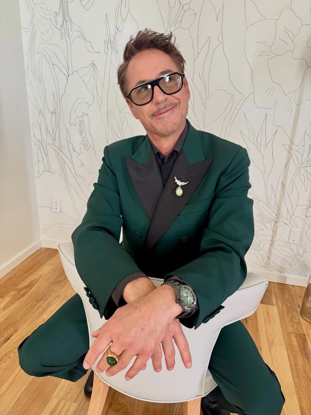 블랑팡 워치를 착용한 로버트 다우니 주니어 / 이미지 출처: 인스타그램 @robertdowneyjr