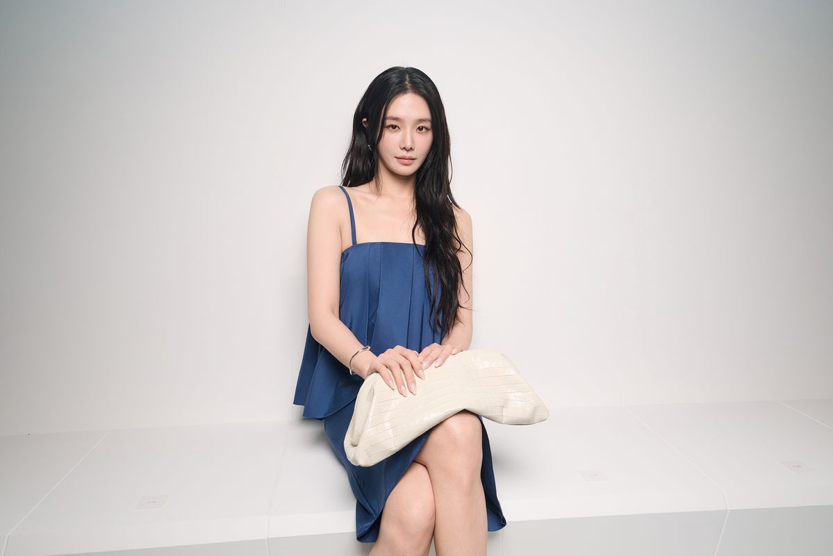 코스 쇼에 참석한 박규영 | 출처: COS