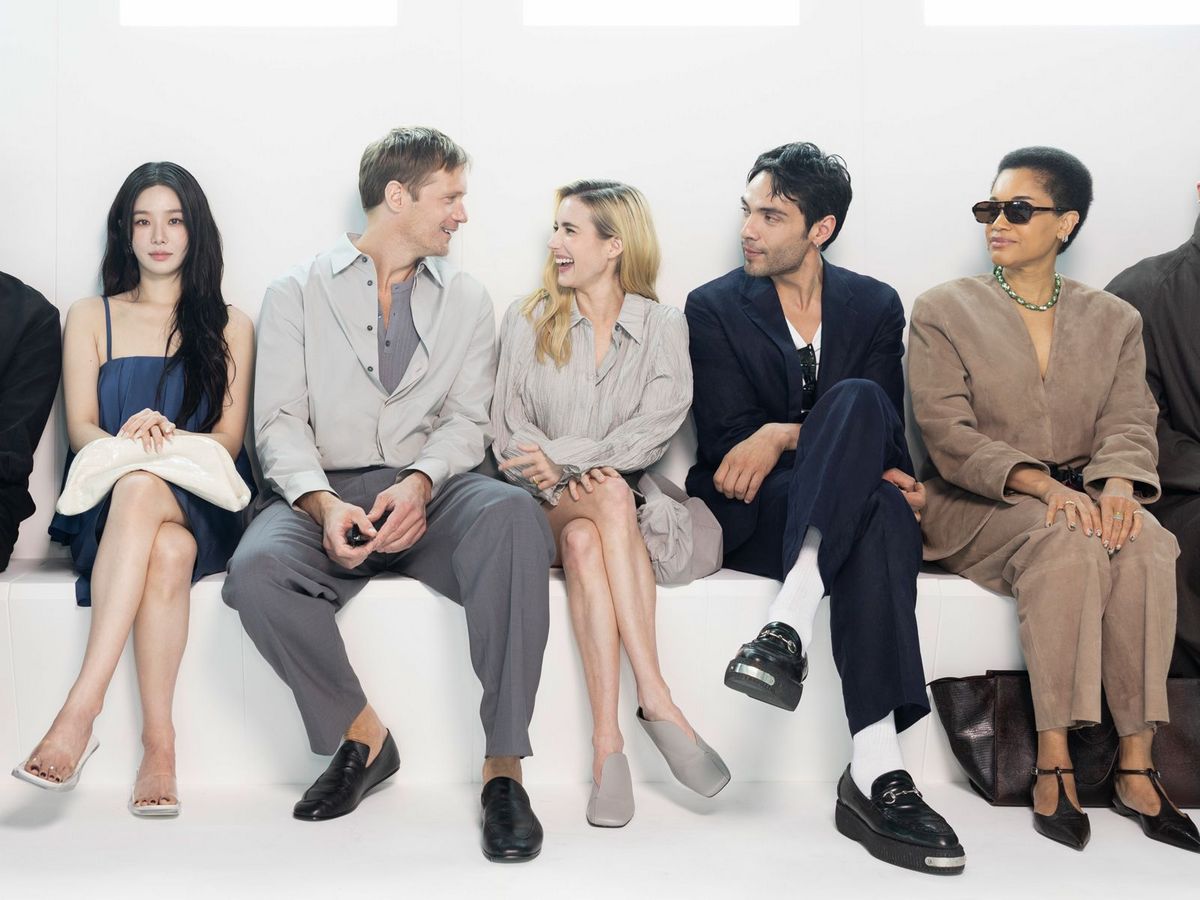 코스 쇼에 참석한 글로벌 커뮤니티 셀러브리티 | 출처: COS