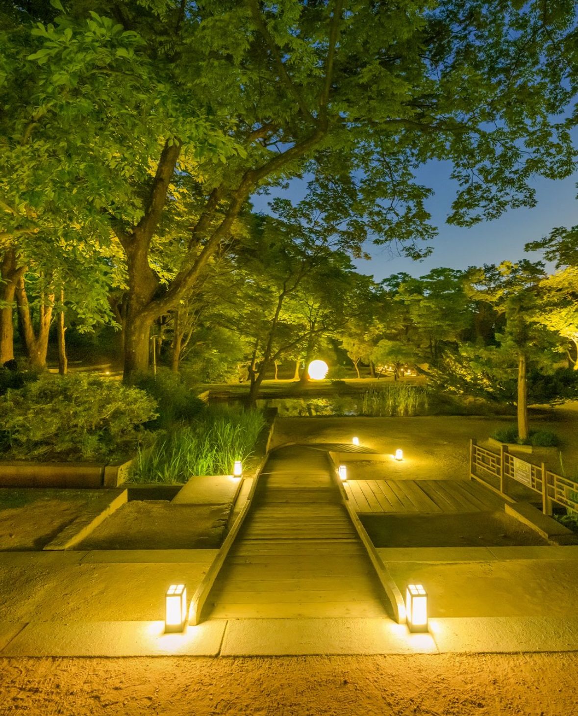 펑소에 개방하지 않는 후원의 숲길도 걸어볼 수 있다. / 출처: 국가유산진흥원 공식 인스타그램(@k.heritage.agency)