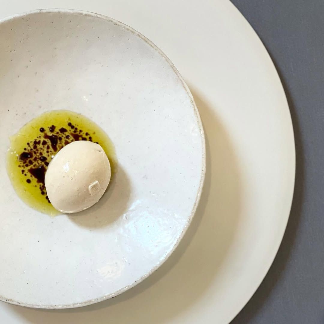 절제된 디테일로 완성한 컨템포러리 한식, 모수 / 이미지 출처: 모수 인스타그램