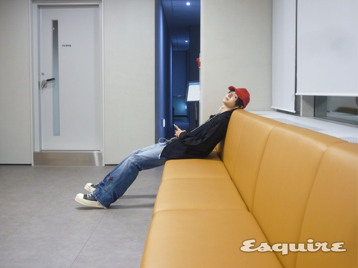 킥플립 동화가 직접 추천하는 여행 플레이리스트 