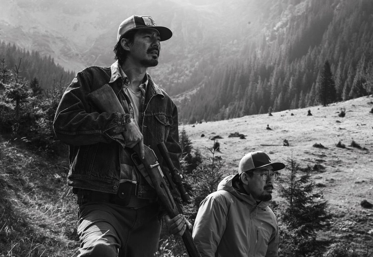 ‘호프’의 주연 배우 조인성과 나홍진 감독/ 이미지 출처: 인스타그램 @na.hong.jin 