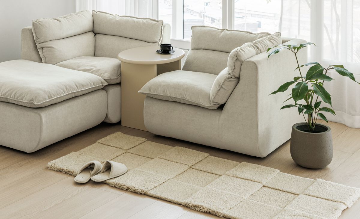 PLAID RUG / 사진출처: 플랫포인트 홈페이지