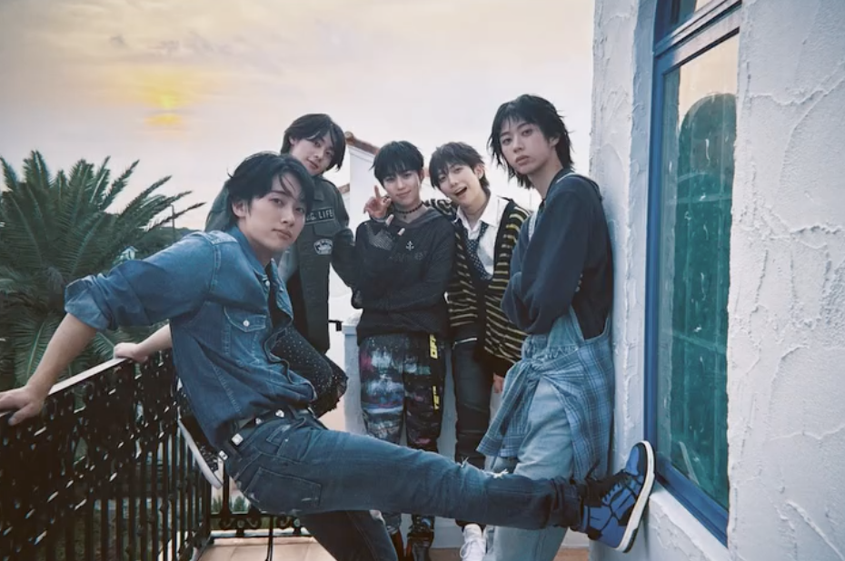 4월 25일 어썸뮤직페스티벌에서 공연하는 하이파이유니콘 / 이미지 출처: 인스타그램 @HFU_official