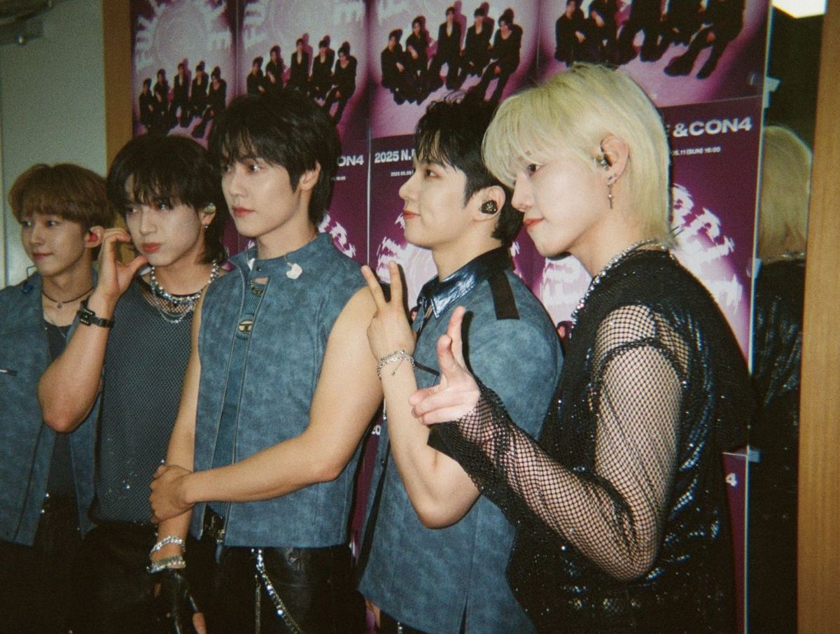 4월 25일 어썸뮤직페스티벌에서 공연하는 엔플라잉 / 이미지 출처: 인스타그램 @letsroll_nf