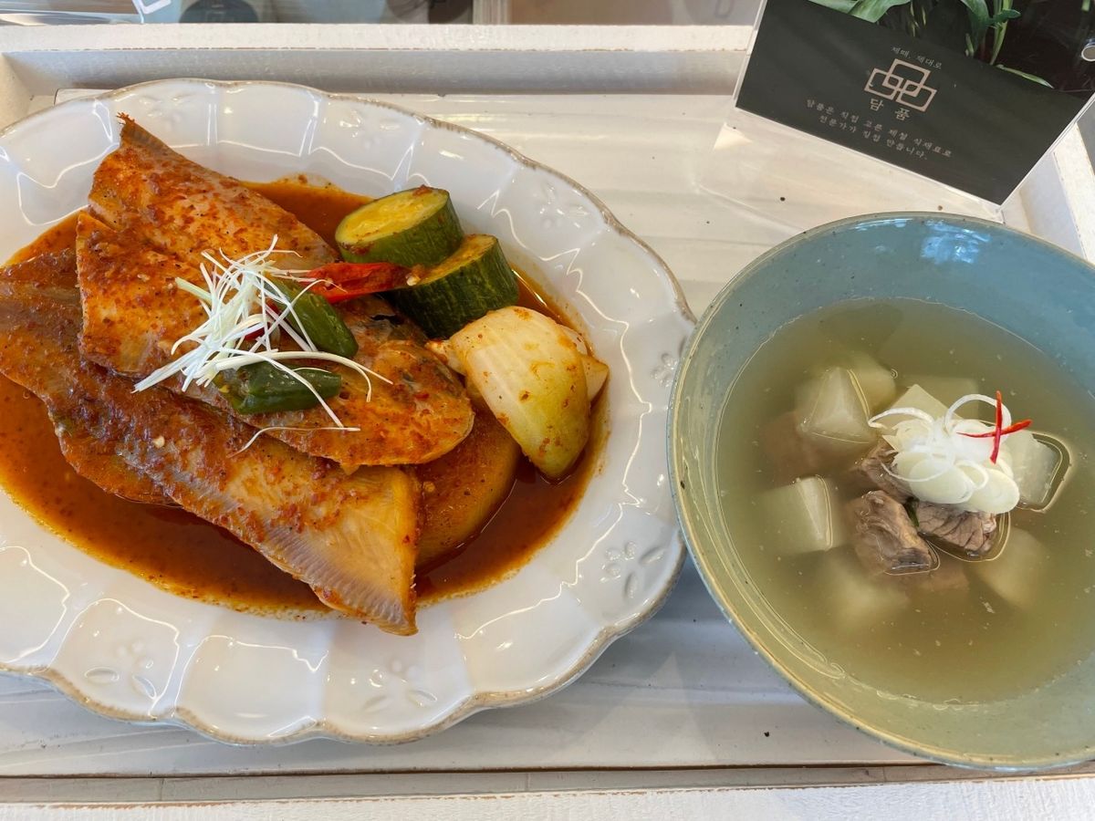 메인 반찬부터 나물, 젓갈, 절임 반찬 등 다양한 종류의 반찬을 구입할 수 있다. / 출처: 담품 네이버지도 업체 등록