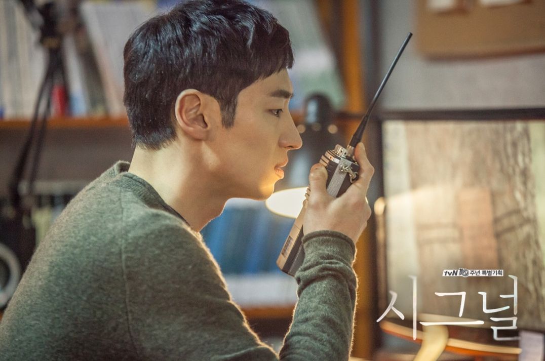 시그널 비하인드 포토 / 이미지 출처: tvN