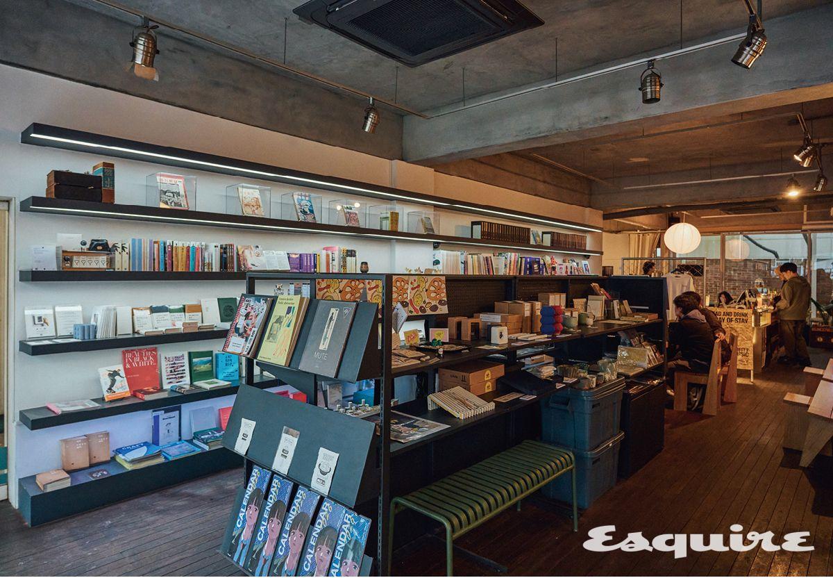  출판사 1984에서 운영하는 서울 마포구 동교동의 문화공간. 