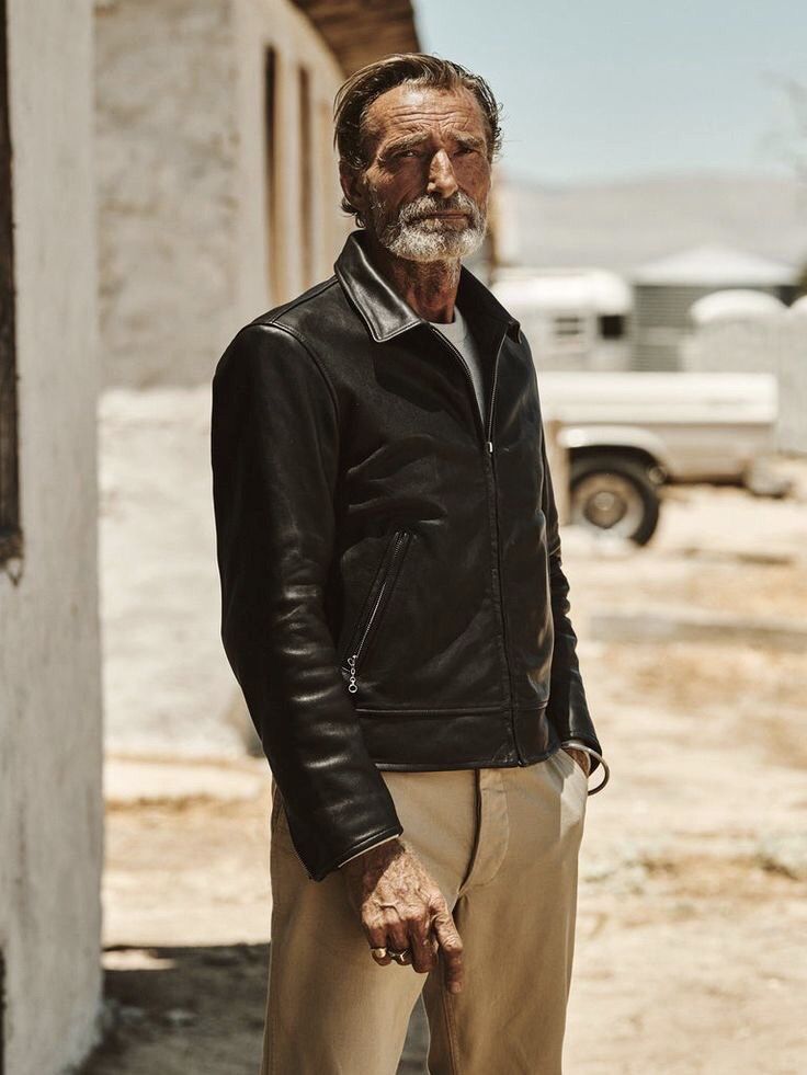 램스킨 레더 자켓 아웃핏 / 이미지 출처: 핀터레스트