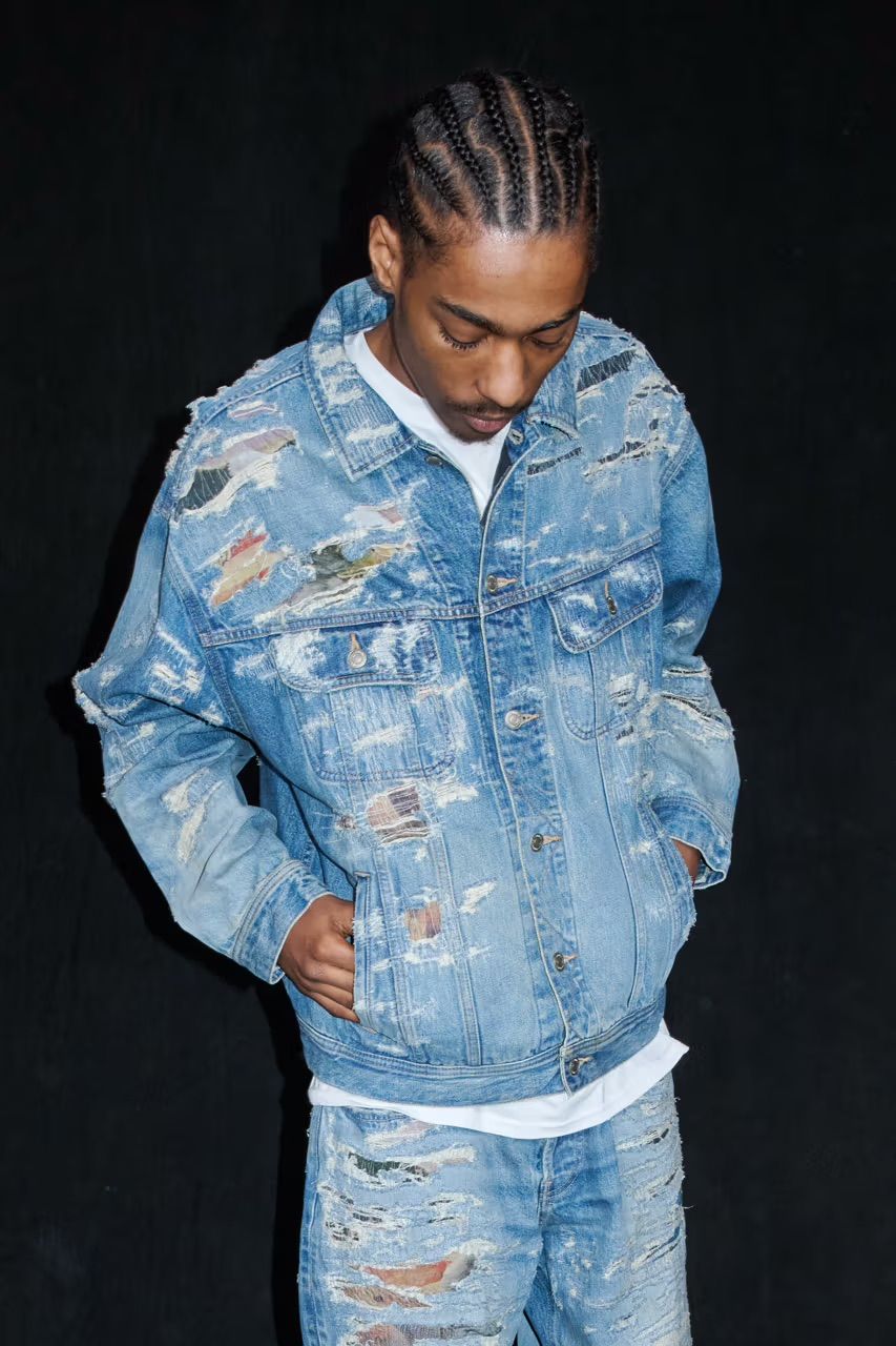 슈프림 x MM6 메종 마르지엘라의 26 S/S 컬렉션 제품 이미지 / 이미지 출처: 메종 마르지엘라. 