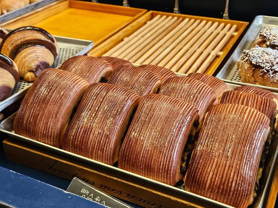 다양한 페이스트리를 선보이는 김시엽 파티시에의 ‘봉주르마담’