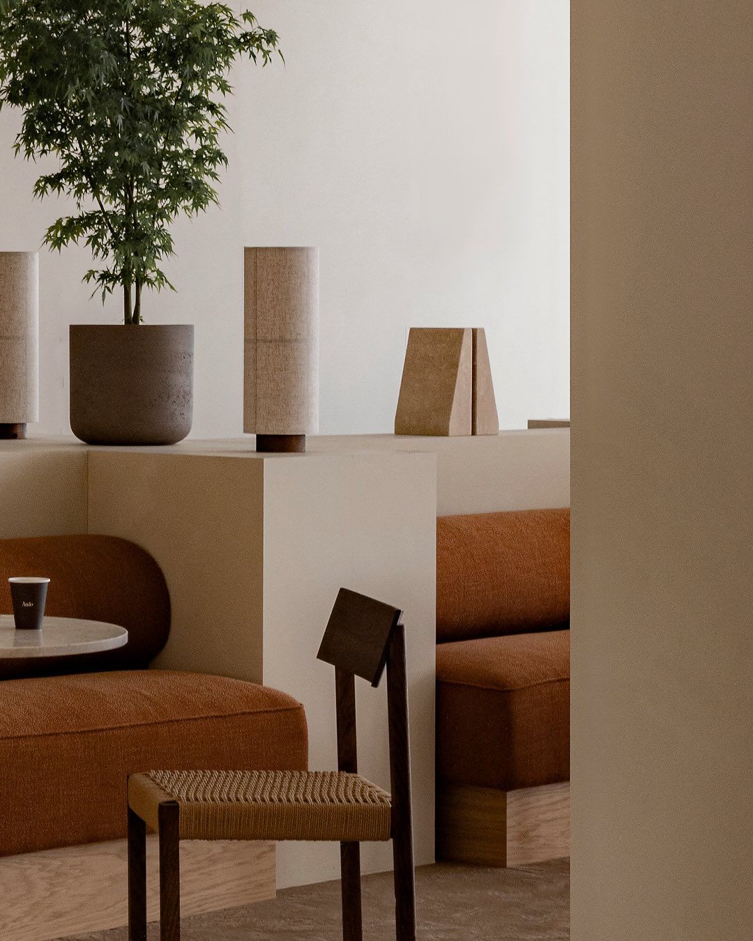 쇼룸과 스토어를 결합한 The Audo Market / 이미지 출처: @audocph 