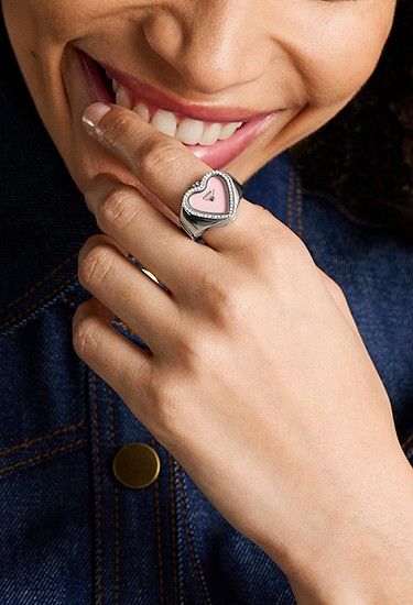 다채로운 다이얼 디자인이 특징인 파슬의 링 워치 | 이미지 출처: 파슬 