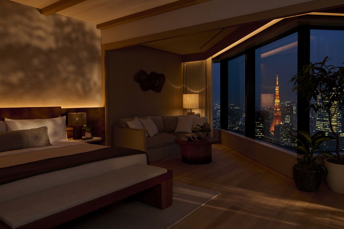원 호텔 도쿄(1 Hotel Tokyo)의 도쿄 타워가 보이는 룸 / 이미지 출처: 원 호텔 도쿄(1 Hotel Tokyo)