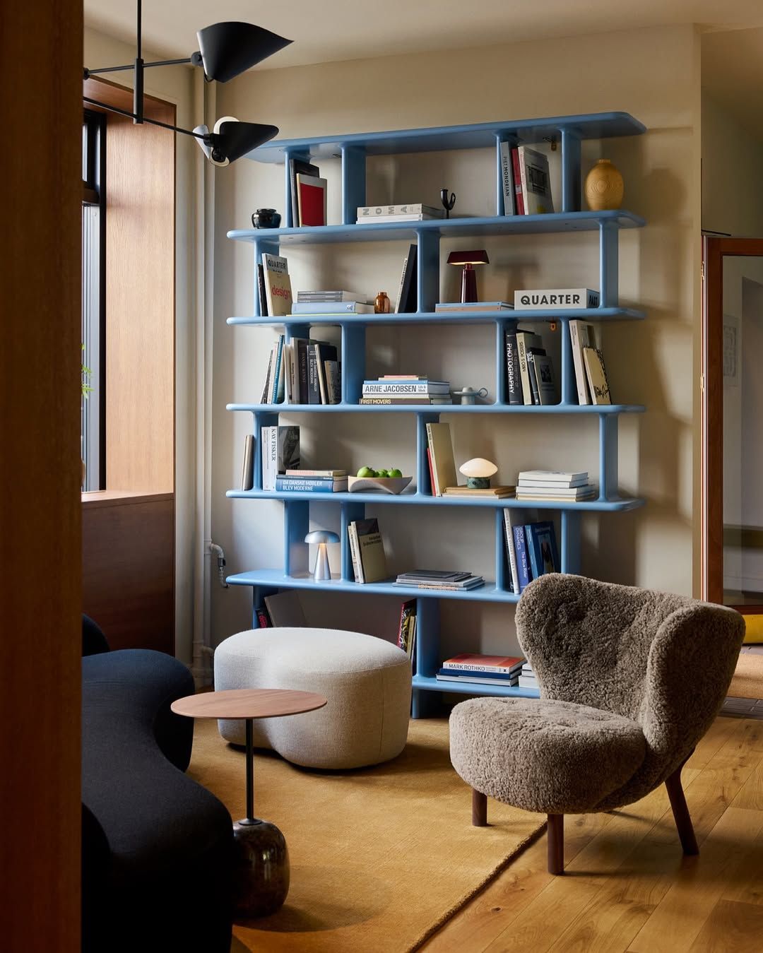 뉴트럴 톤으로 완성한 Petra Hotel / 이미지 출처: @petrahotel_copenhagen