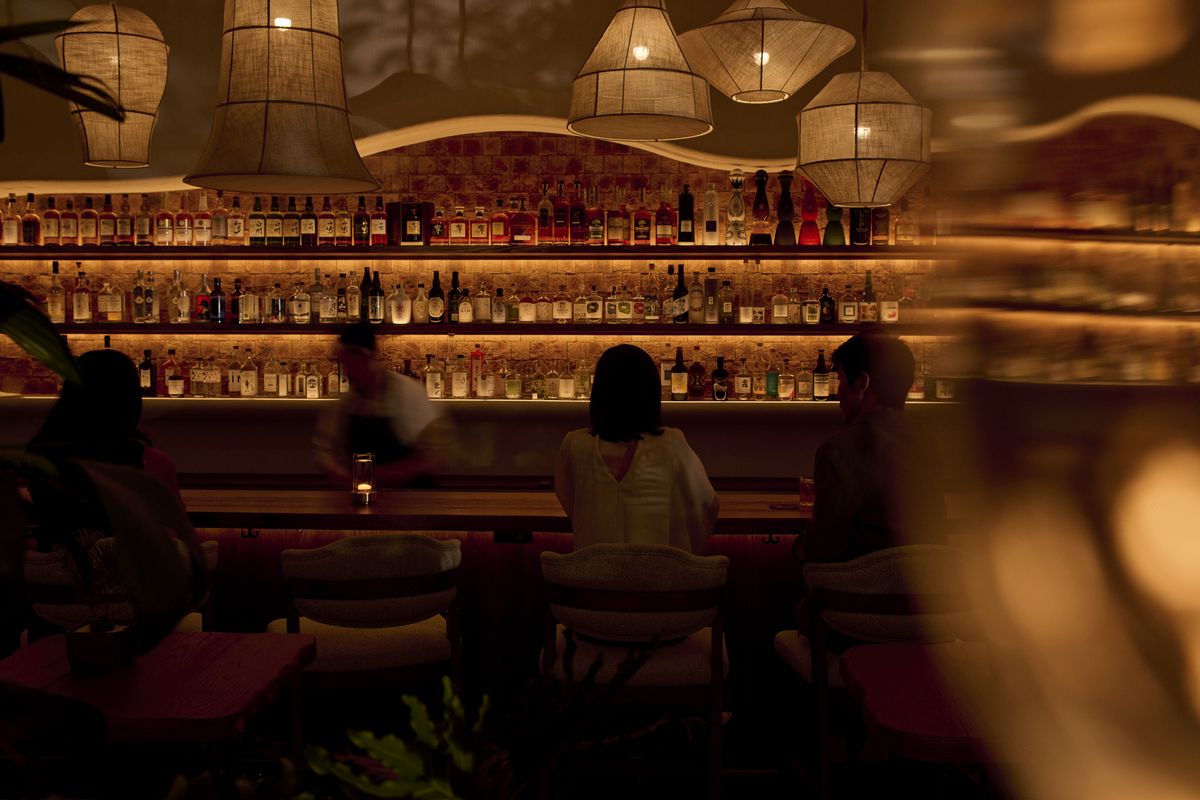 38층 로비에 위치한 원 호텔 도쿄(1 Hotel Tokyo)의 스포티드 스톤 바 / 이미지 출처: 원 호텔 도쿄(1 Hotel Tokyo)