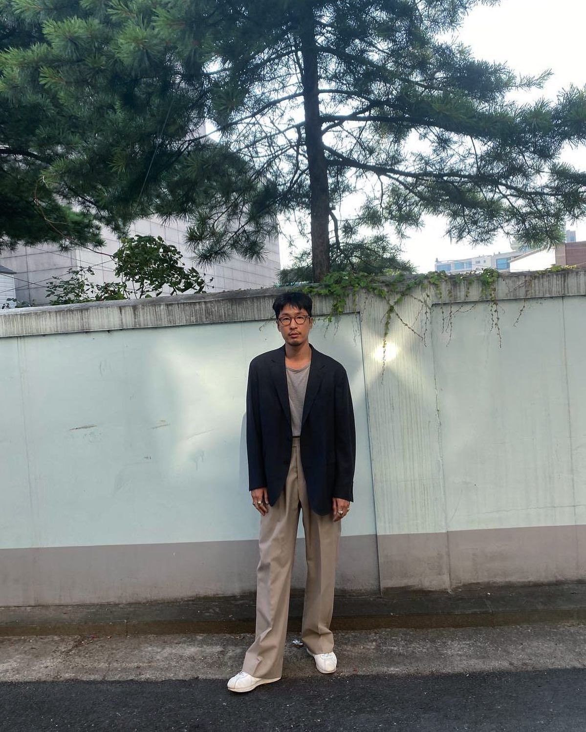 어느 한 쪽 치우치지 않는 패션 균형의 중요성 / 이미지 출처: @iammyq