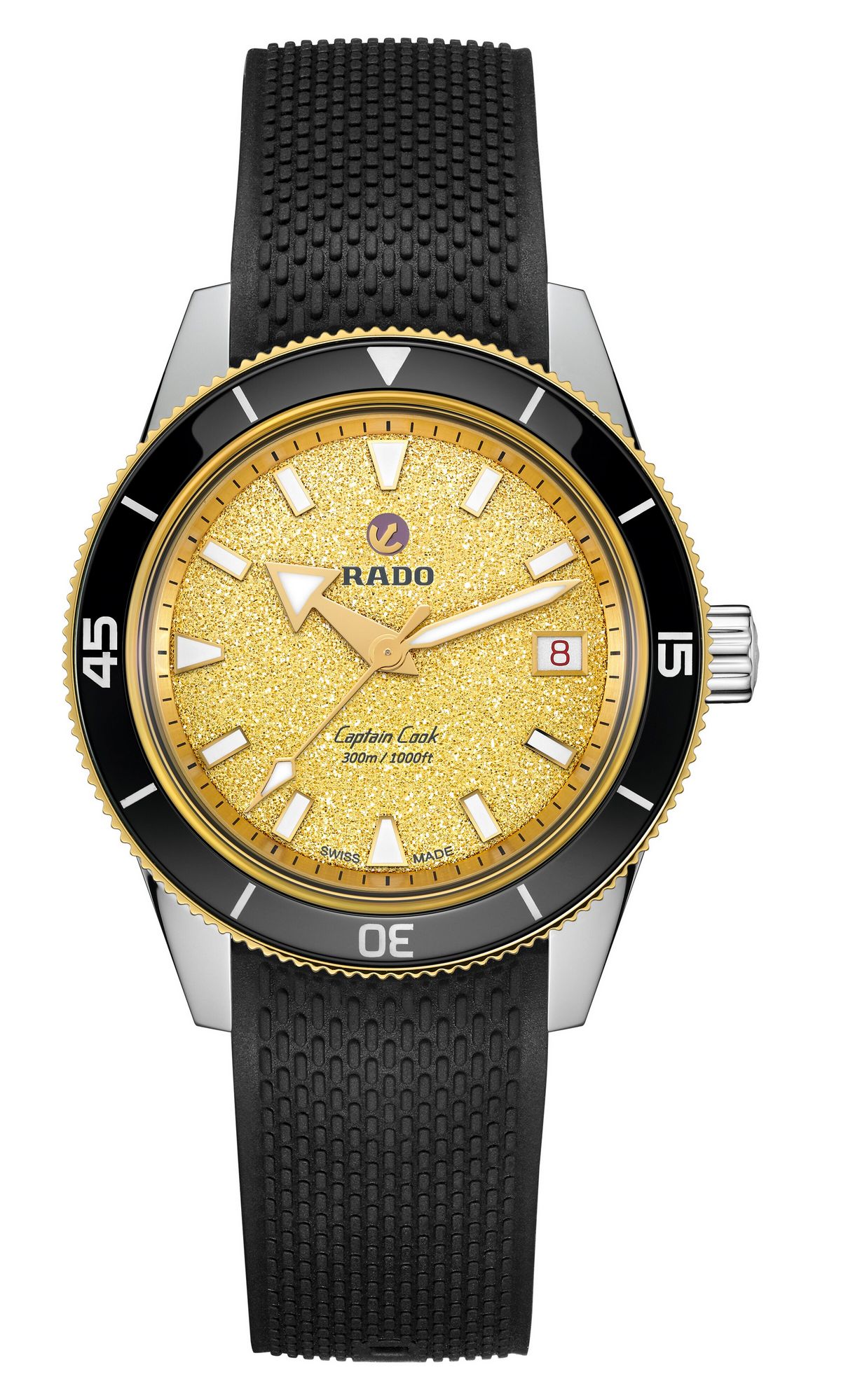스틸 브레이슬릿과 블랙 러버 스트랩 구성 / 이미지 출처: 라도(RADO)