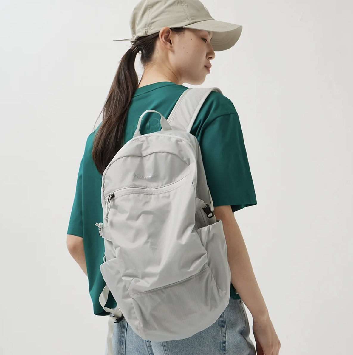 컬럼비아의 20L 패커블 경량 백팩 / 이미지 출처: 무신사