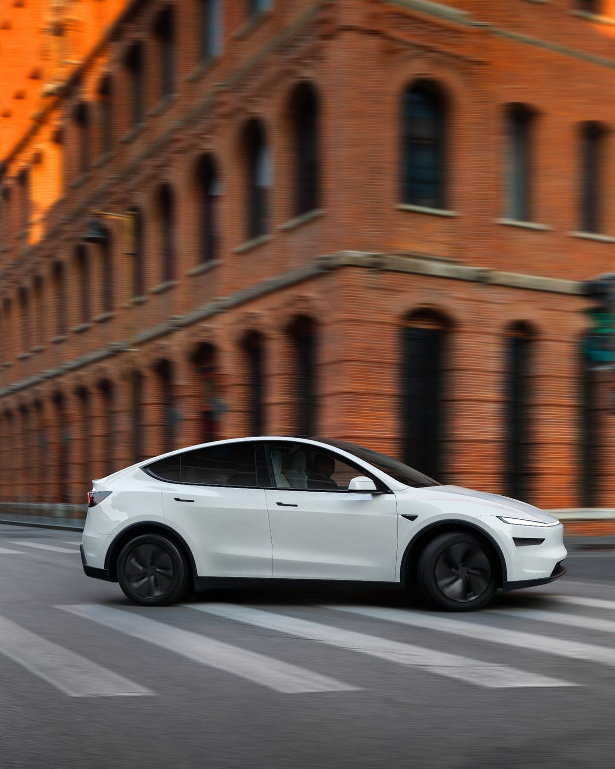 FSD v14 Lite 기능이 적용 가능한 미국산 테슬라 모델 Y / 이미지 출처: 인스타그램 @teslakr_official