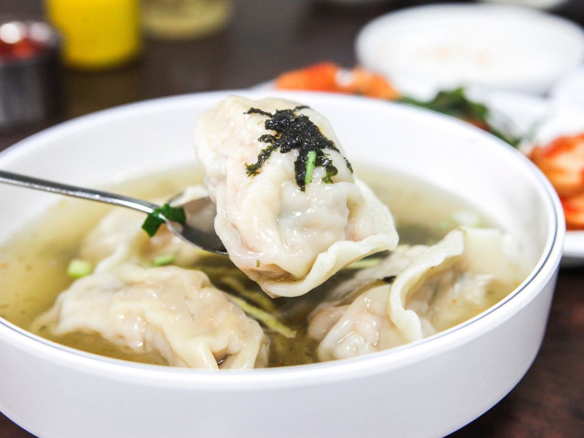 이북식 찜닭과 막국수를 즐길 수 있는 만포막국수 / 이미지 출처: 네이버 지도 업체 제공