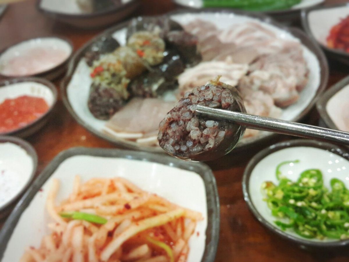 잡내 없이 쫀득한 식감이 돋보이는 함경도찹쌀순대의 찹쌀순대. / 이미지 출처: 네이버지도 업체 등록