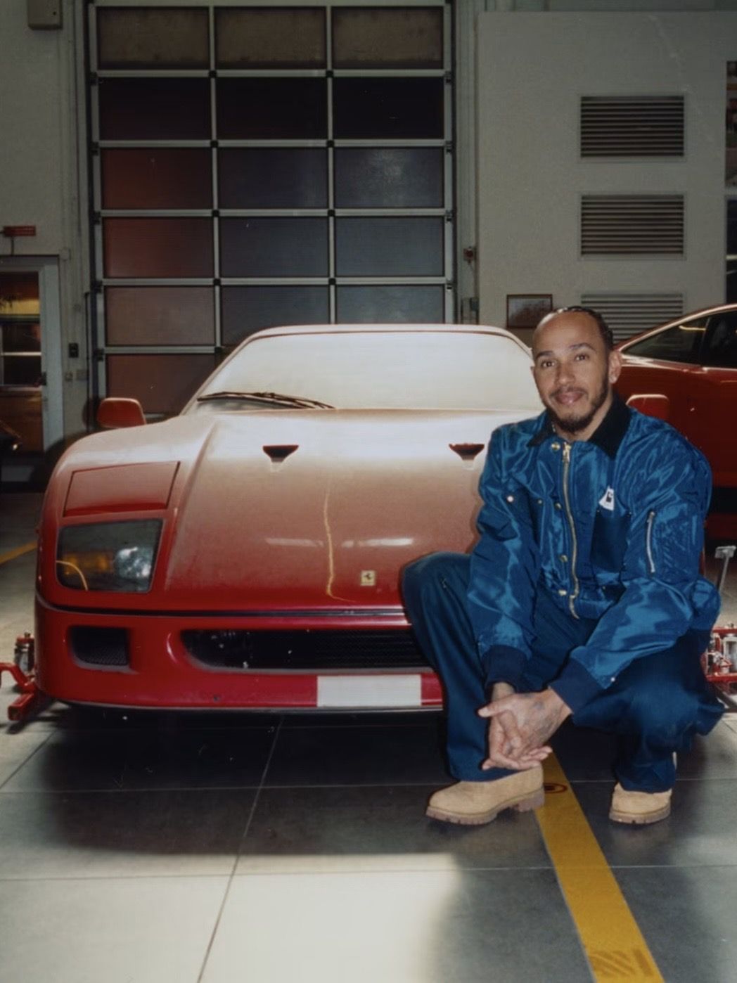 오랫동안 꿈꿔온 F40을 구입한 루이스 해밀턴. / 이미지 출처: @lewishamilton