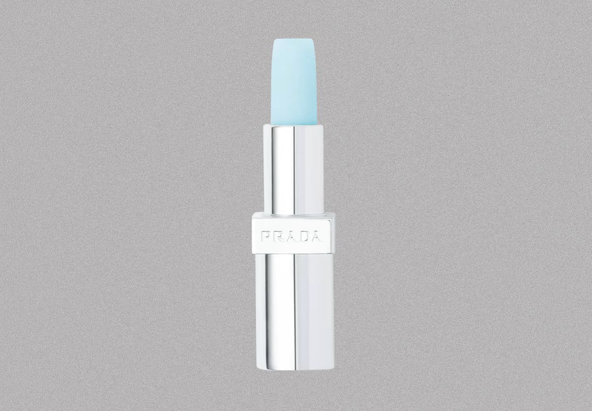 프라다 블러싱 케어 립밤 3.8g/6만5000원 프라다 뷰티.