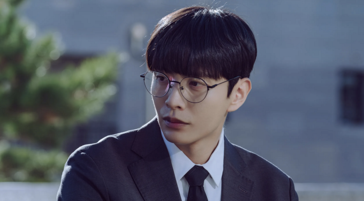 교통범죄수사팀의 IQ 158 ‘차연호’역의 이민기. / 이미지 출처: ENA